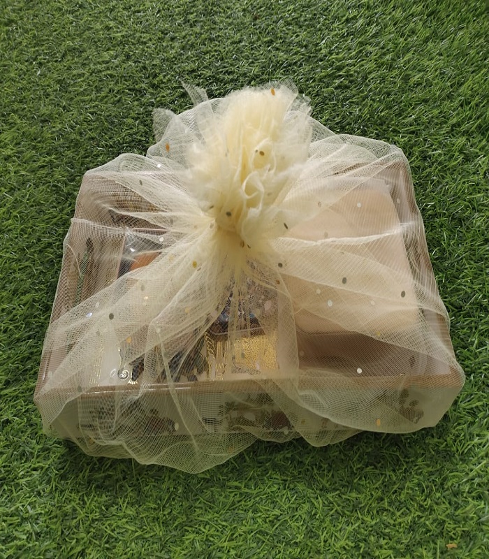Tradition Wrapped in Style – MDF Tray Gift Set by Thambulam